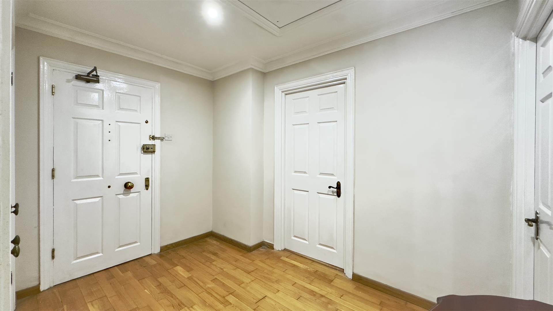 Image of Apartment - 3 Bedrooms - 2 Bathrooms for Sale in Queensway Quay-Gibraltar, Image 11